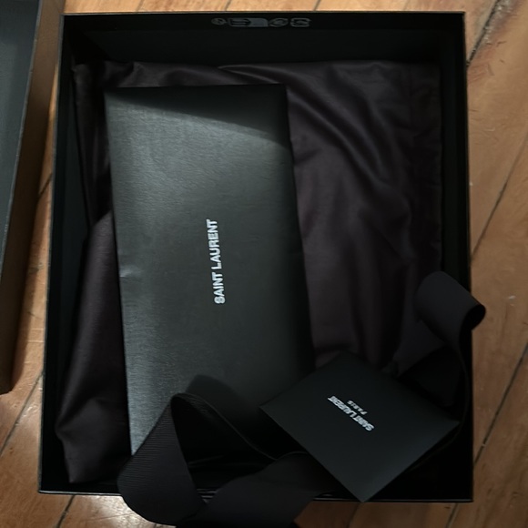 Small YSL crossbody bag - Picture 7 of 7